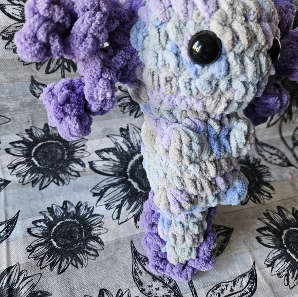Crochet Purple Axolotl Amigurumi Plushie - Picture 5 of 7
